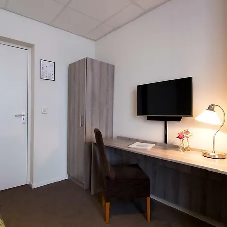 Old Dutch Hotel 3*